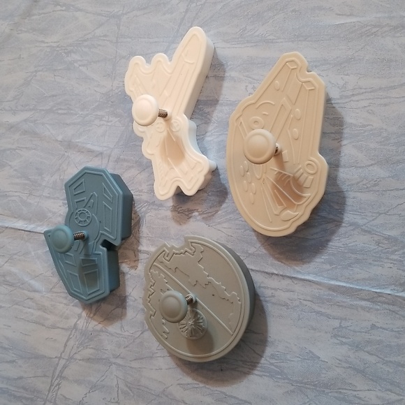 Set of Star Wars Cookie Cutters - Picture 1 of 2